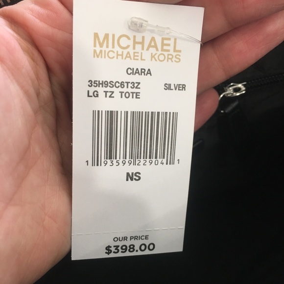 Michael Kors Ciara zipper shoulder tote & wallet - Picture 7 of 8